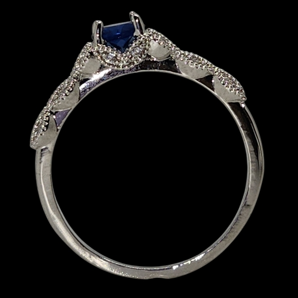 Womens Blue Saphire And White Stone Gemstone Ring - Picture 3 of 10